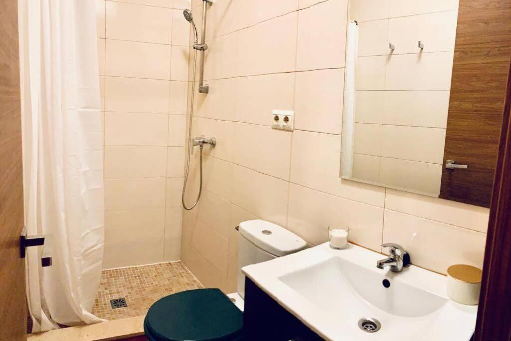 Precioso Apartamento A 50M De La Playa En El Palo Málaga Kültér fotó